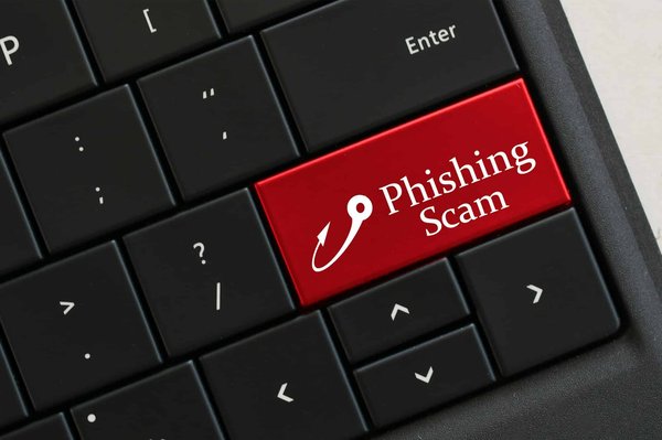 Quelles sont les mesures de protection contre le phishing pour les clients de banque en ligne ?